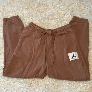 Jordan light brown/dark tan sweatpants
